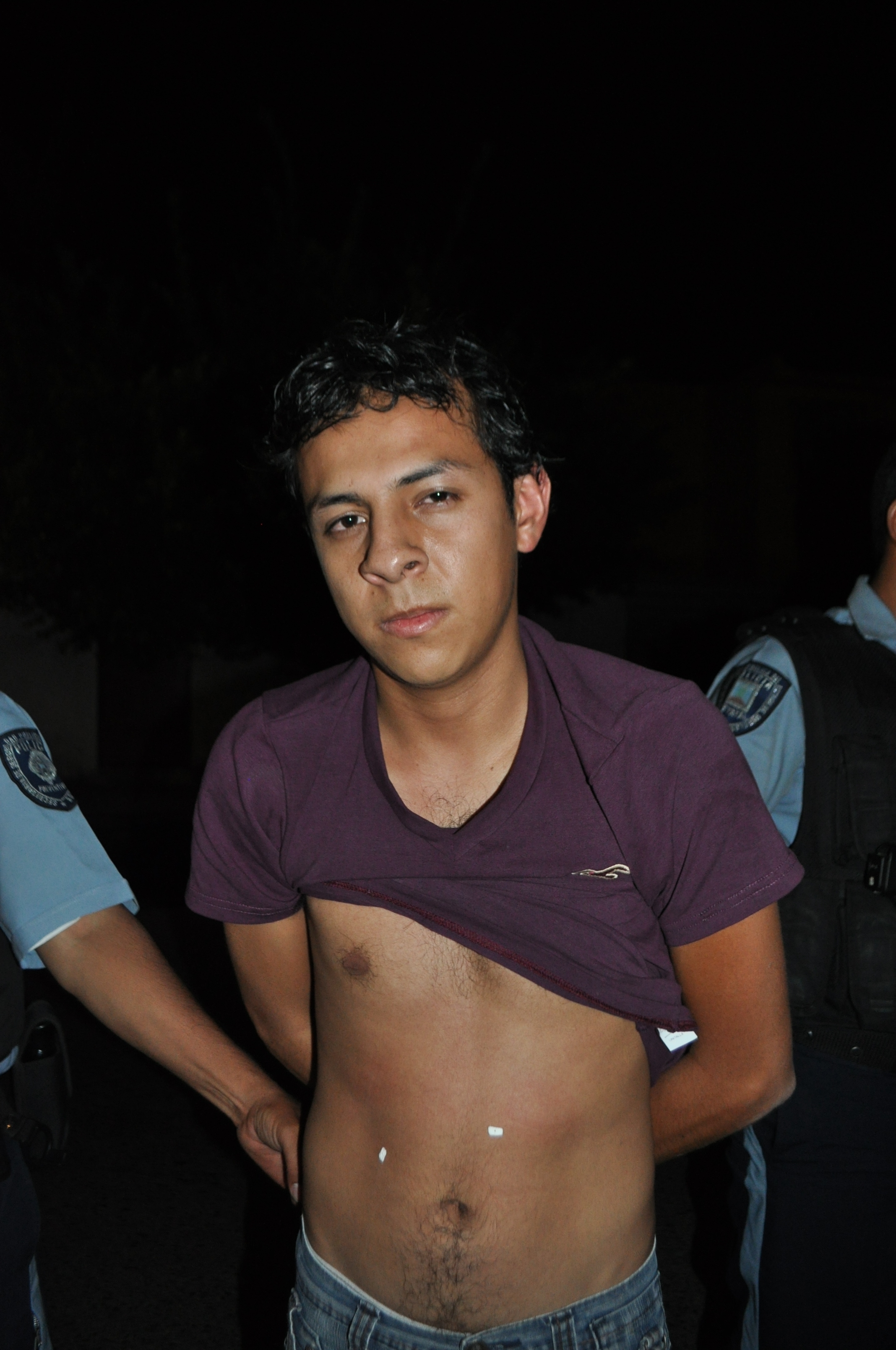 CAPTURAN A PRESUNTO ROBACOCHES EN UNA TAQUERIA Zona Centro Noticias