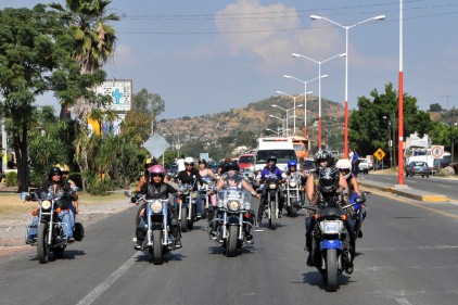 MOTOCICLISTAS 