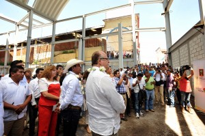 GRACO SUPERVISA AVANCE OBRA MERCADO DE TEPALCINGO (5)