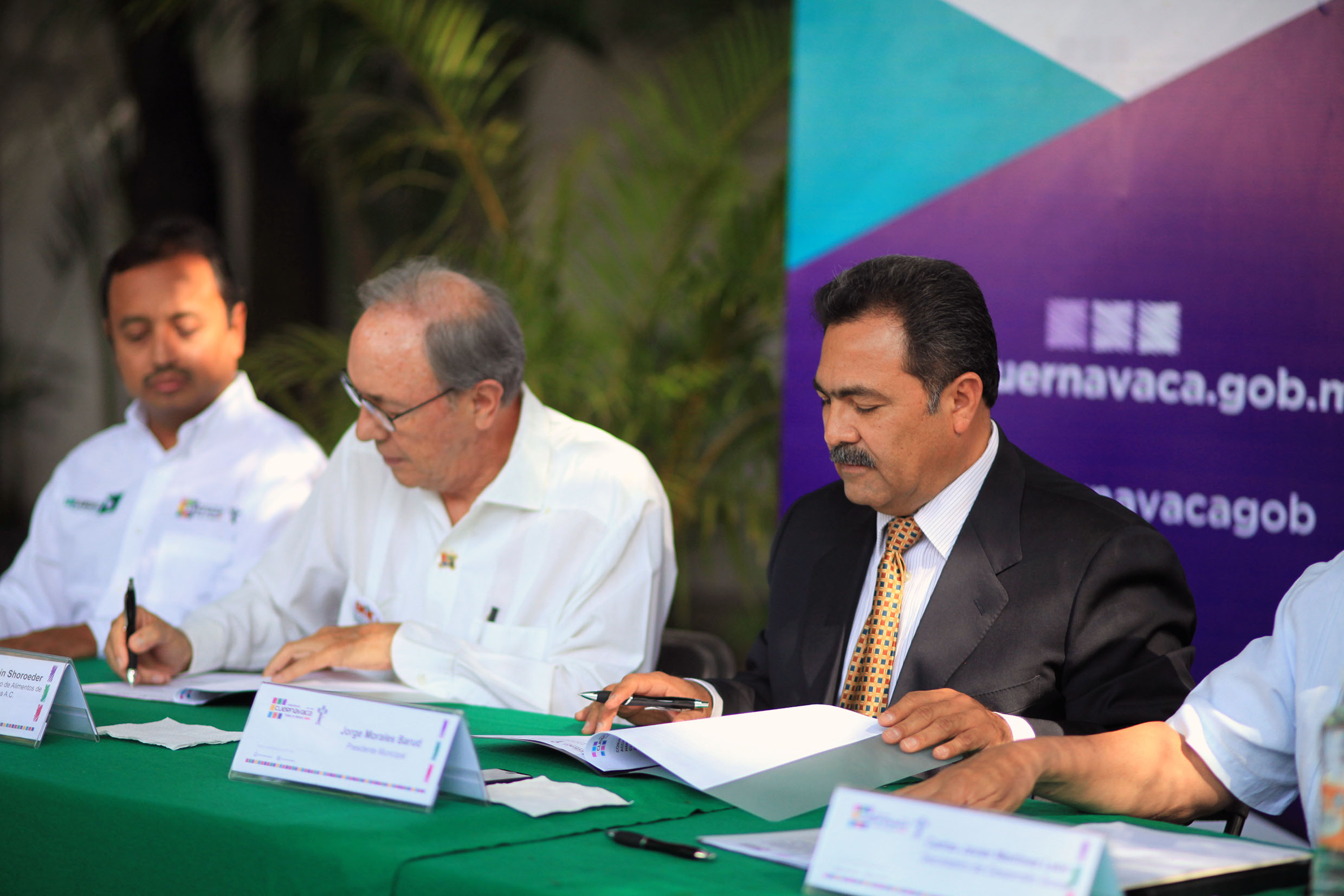 FIRMA H. AYUNTAMIENTO DE CUERNAVACA CONVENIO CON BANCO DE ALIMENTOS ...