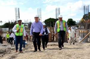 GRACO SUPERVISA AVANCE OBRA ESTADIO AGUSTIN CORUCO DIAZ (6)