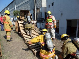 BOMBEROS