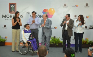 Graco Ramirez, entrega de reconocimientos, Casa Morelos, Abril, 2014 (3)ok