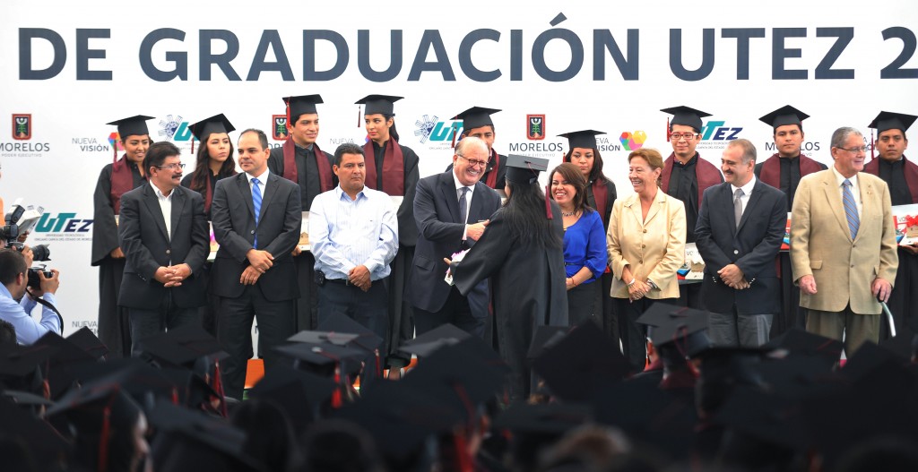 Graco Ramírez-Graduación UTEZ (9)