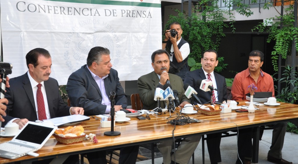 JMB en Conferencia de Prensa con Delegados Federales (3)