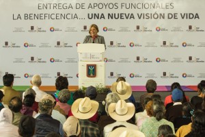 ENTREGA DE APOYOS - Parque Revolucion (3) ok