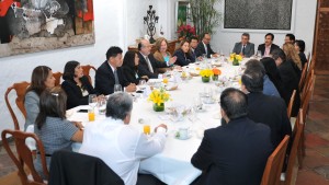 Graco, Residencia oficial- reunión con magistrados (4)