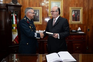 El gobernador Graco Ramírez Garrido, imparte la Cátedra Política del Estado de Morelos en materia de Desarrollo y Seguridad, en el Colegio de Defensa Nacional. (3)