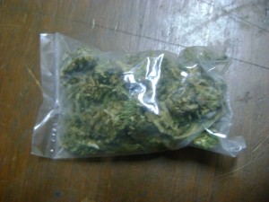 parte del vegetal verde que tenían los detenidos