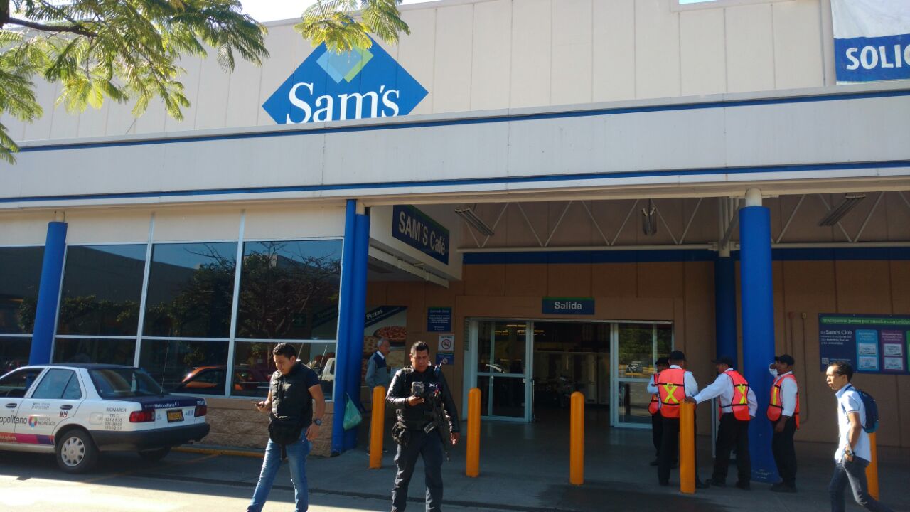 Asaltan y roban Sam´s Club de Cuernavaca, en operativo policía detiene a  dos y vehículos con mercancía – Zona Centro Noticias