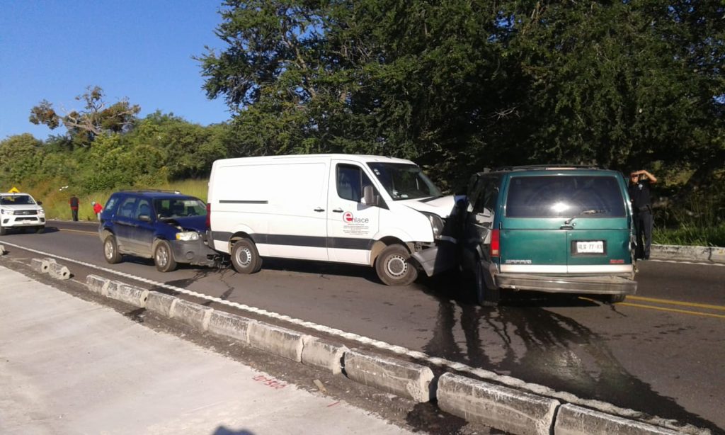 Accidente en la Pera-Cuautla deja tres personas lesionadas – Zona ...