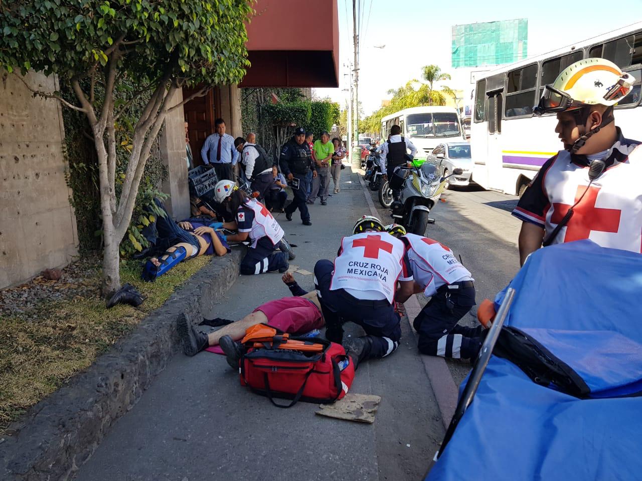 Motociclista Atropella A Tres Personas En Sanborns Casa De Piedra De Avenida Plan De Ayala Zona Centro Noticias