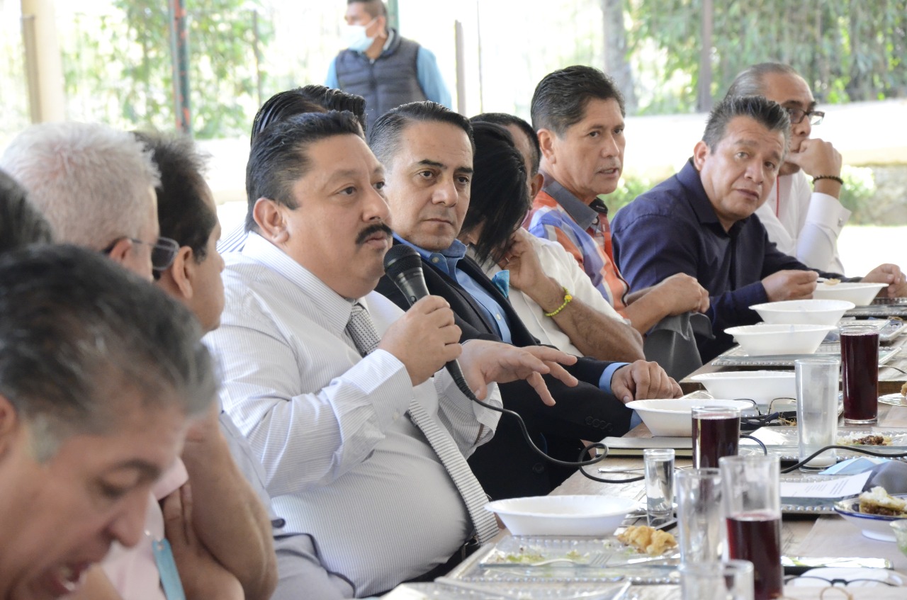 Se reúne fiscal con miembros del Consejo Coordinador Empresarial – Zona ...